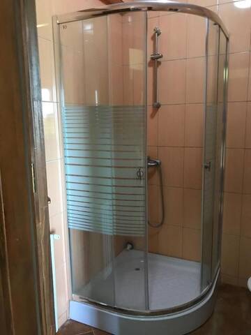 Фото номера Двухместный номер с 1 кроватью и балконом Гостевой дом Pensiunea Casa Soarelui г. Şimian 10
